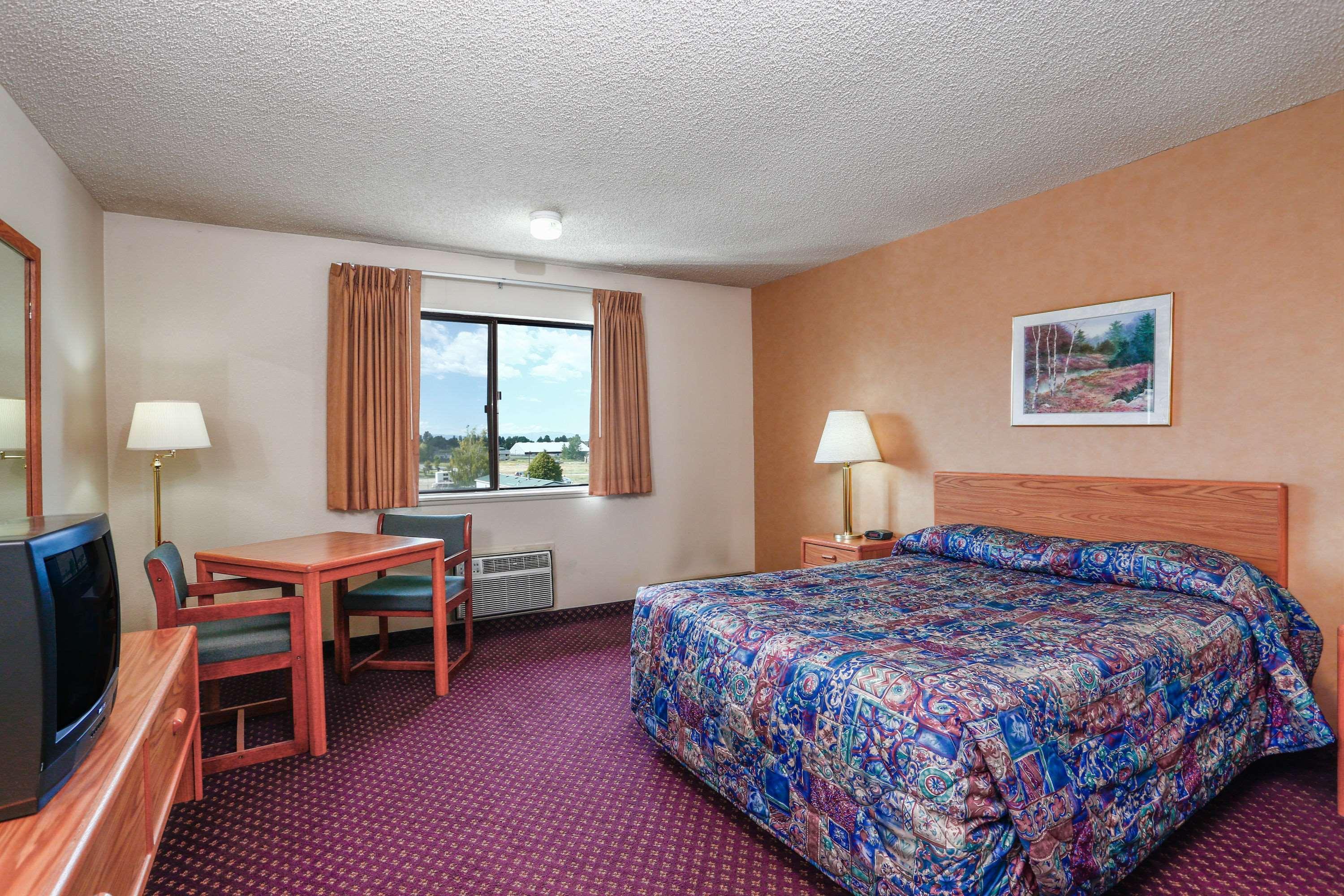 Travelodge By Wyndham Deer Lodge Montana エクステリア 写真