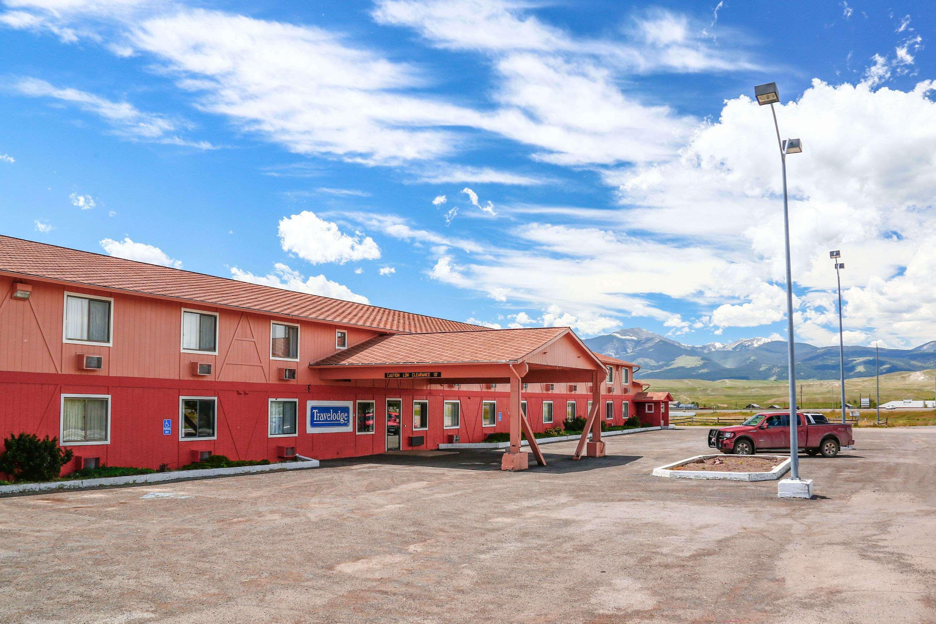 Travelodge By Wyndham Deer Lodge Montana エクステリア 写真