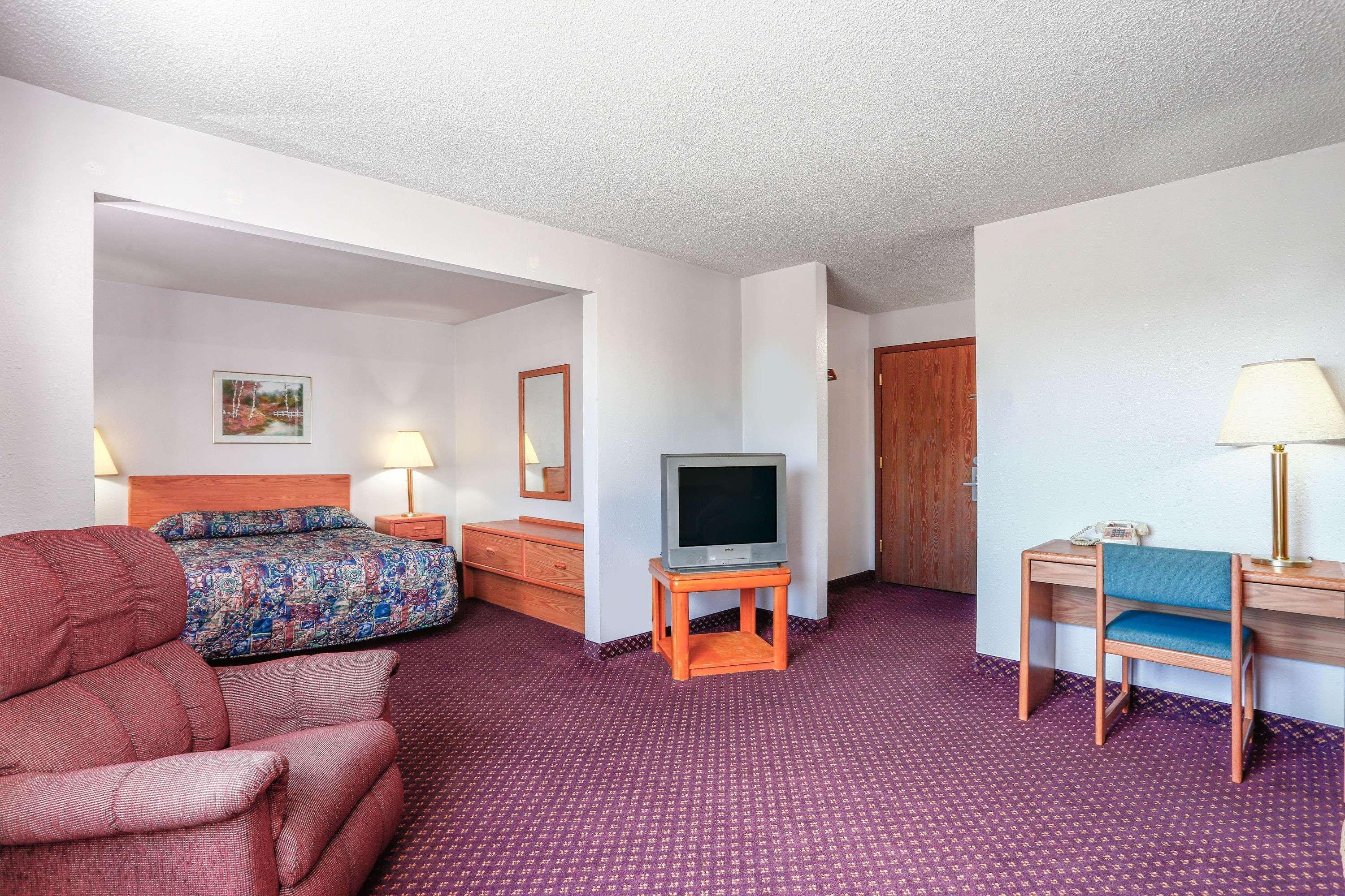 Travelodge By Wyndham Deer Lodge Montana エクステリア 写真